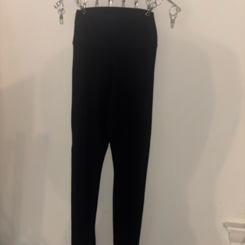 Simply Vera Vera Wang Black Leggings with Hight Waist Band